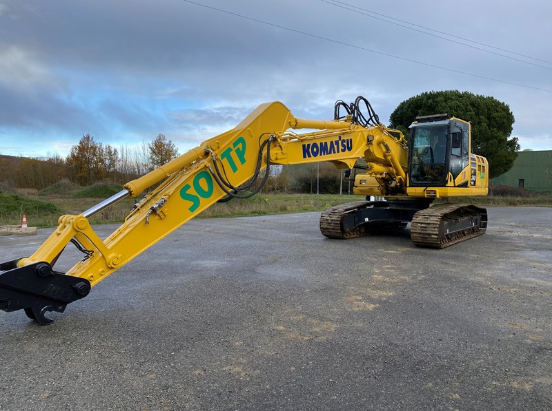 pelle KOMATSU PC 240